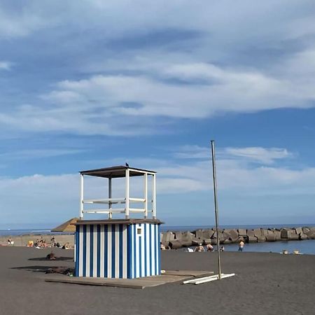 Stylish Apartement 2 Min To The Beach サンタ・クルス・デ・ラ・パルマ スペイン エクステリア 写真